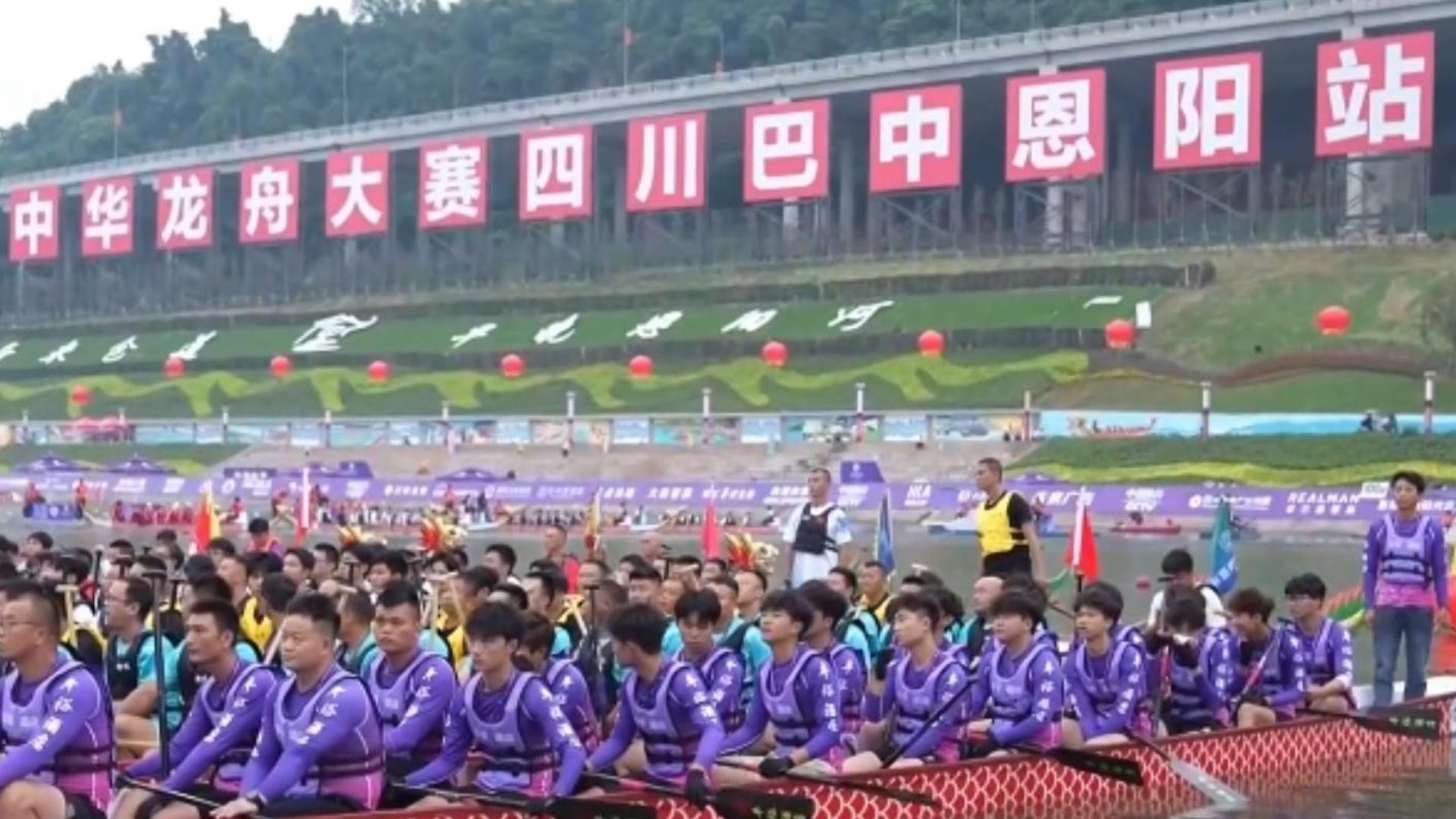 赵乐际同全国人大常委会会议列席代表座谈时强调 深入学习贯彻习近平法治思想 在法治