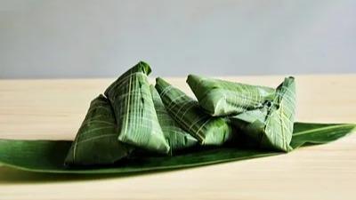 苏州两岸家庭端午包粽子话融合